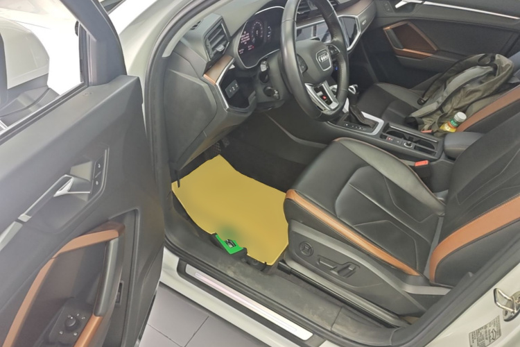 Audi Q3 2019 #16 Audi Q3 2019 car image #16