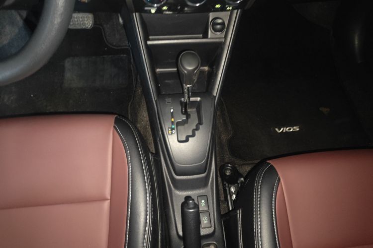 Toyota Vios 2018 car image #14