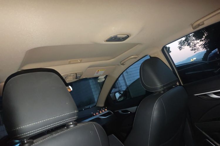GEELY Emgrand 2018 #20 GEELY Emgrand 2018 car image #20