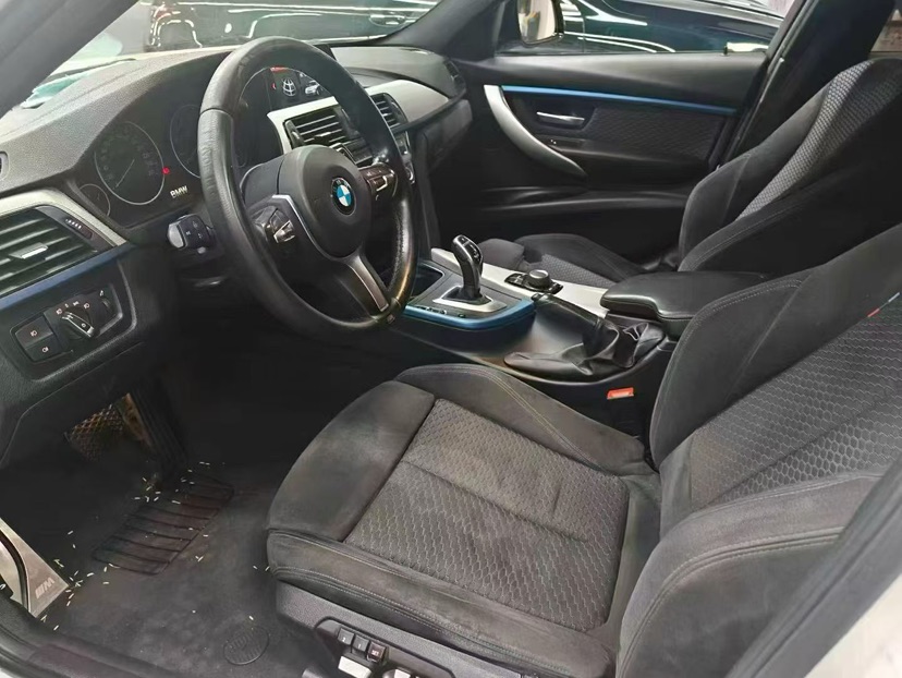BMW 3 Series 2018 imagen de coche #2