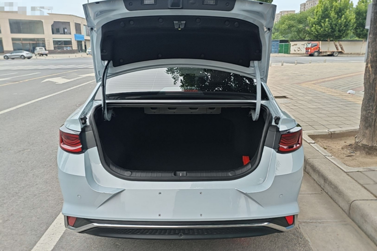 GEELY Emgrand L HiP 2022 #19 GEELY Emgrand L HiP 2022 car image #19