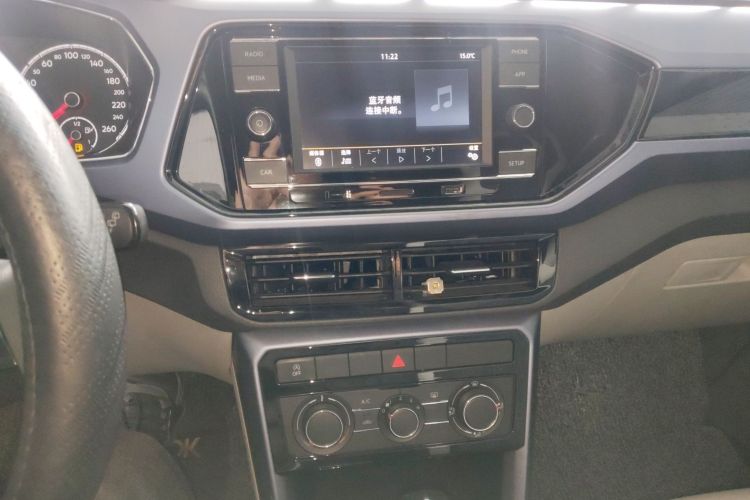 Volkswagen T-Cross 2021 car image #13