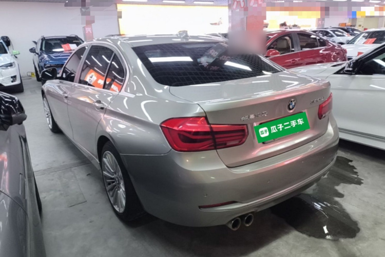 BMW 3 Series 2018 car image #5