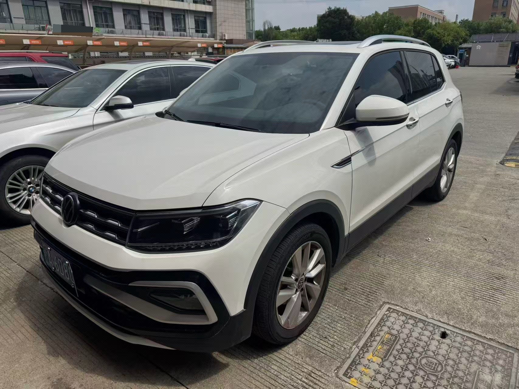 Volkswagen T-Cross 2022 car image 