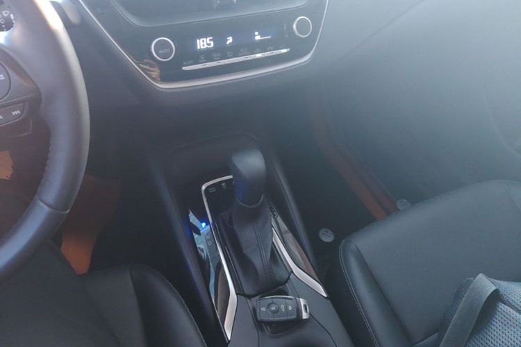 Toyota Corolla 2024 صورة سيارة #14