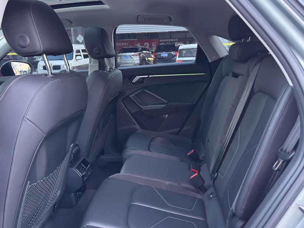 Audi Q3 Sportback 2022 #19 Audi Q3 Sportback 2022 صورة سيارة #19