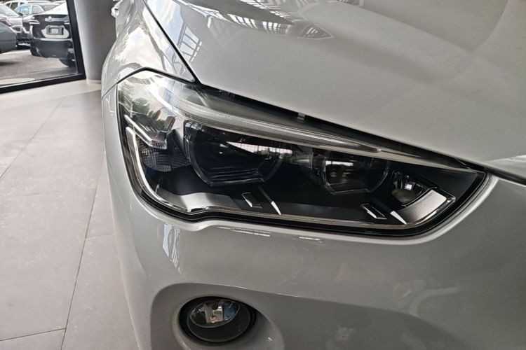 BMW X1 2019 #8 BMW X1 2019 car image #8