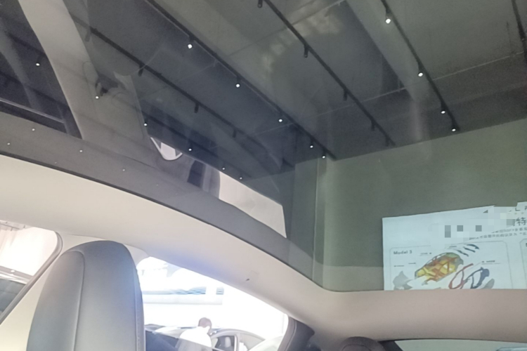 Tesla Model Y 2024 #18 Tesla Model Y 2024 car image #18