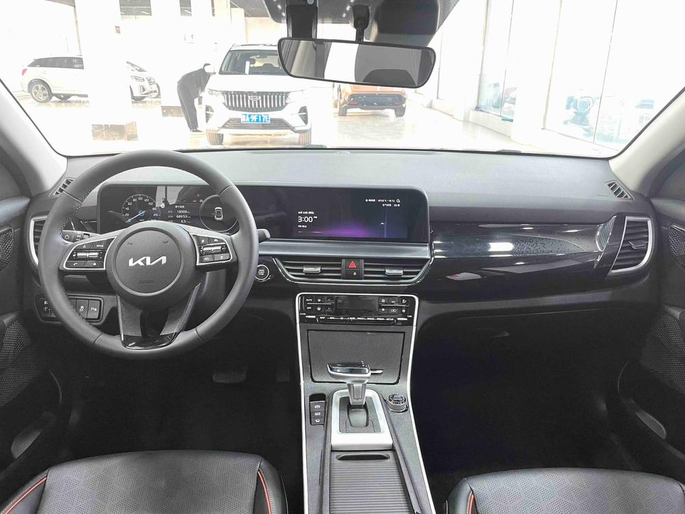Kia Seltos 2023 #11 Kia Seltos 2023 car image #11