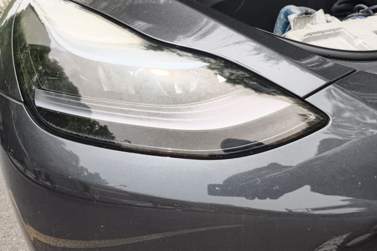 Tesla Model Y 2024 #8 Tesla Model Y 2024 car image #8
