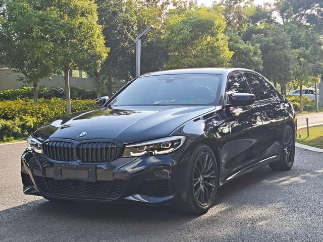 BMW 3 Series 2020 car image #23
