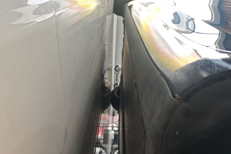 Tesla Model 3 2023 car image #26