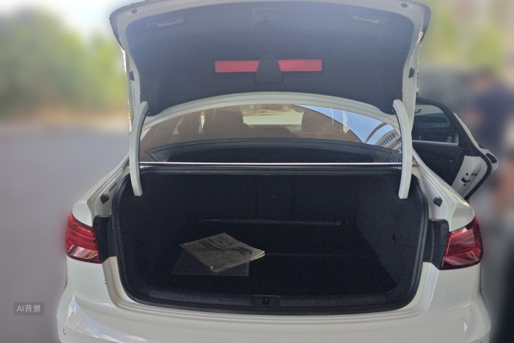 Audi A3 2018 car image #21