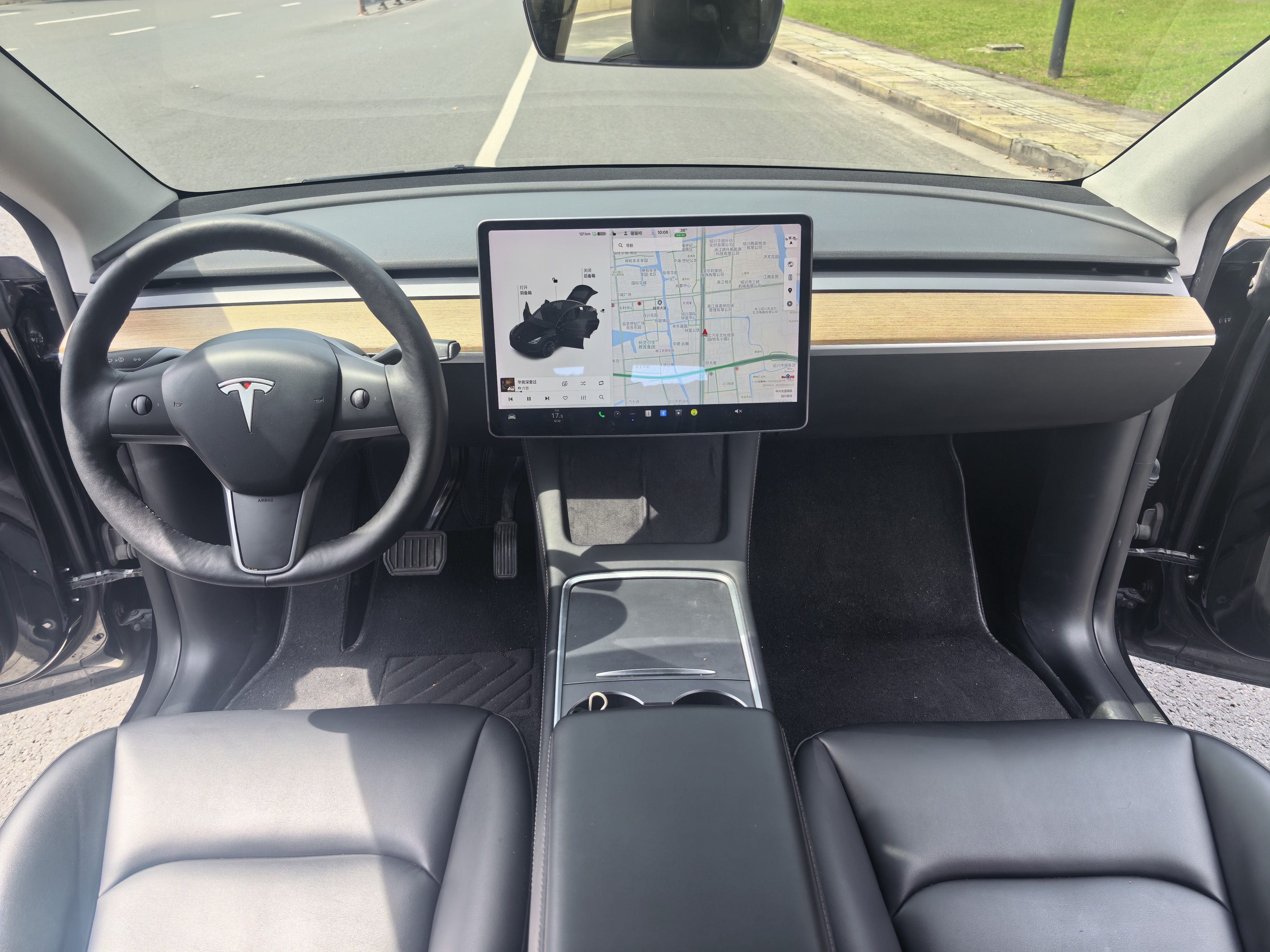 Tesla Model Y 2021 car image #4