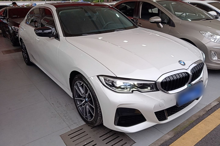 BMW 3 Series 2022 #6 BMW 3 Series 2022 car image #6