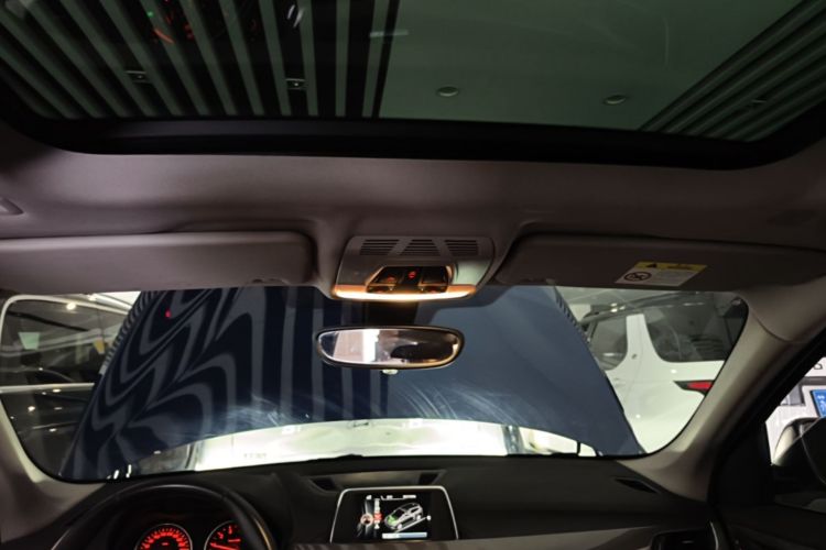 BMW X1 2017 car image #18