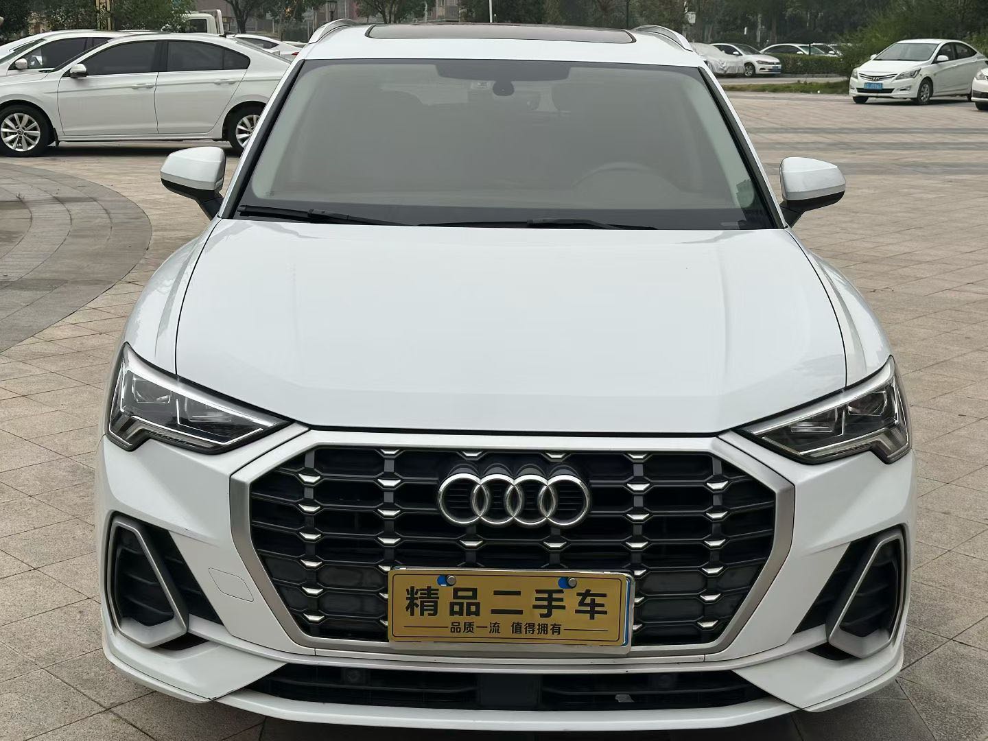 Audi Q3 2023 imagem de carro #4
