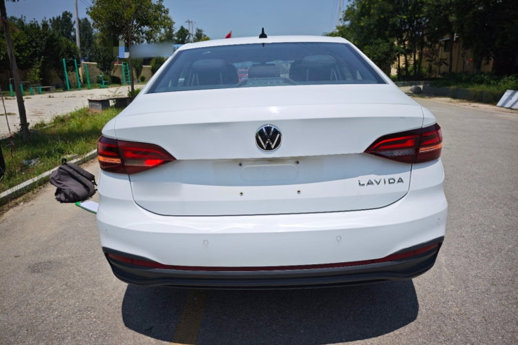 Volkswagen Lavida 2022 car image #6