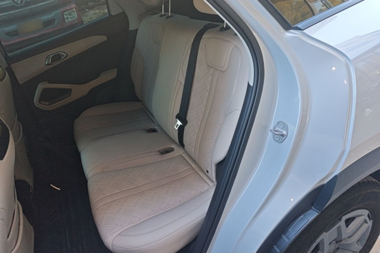 BYD YuanUP 2024 #17 BYD YuanUP 2024 immagine di auto #17