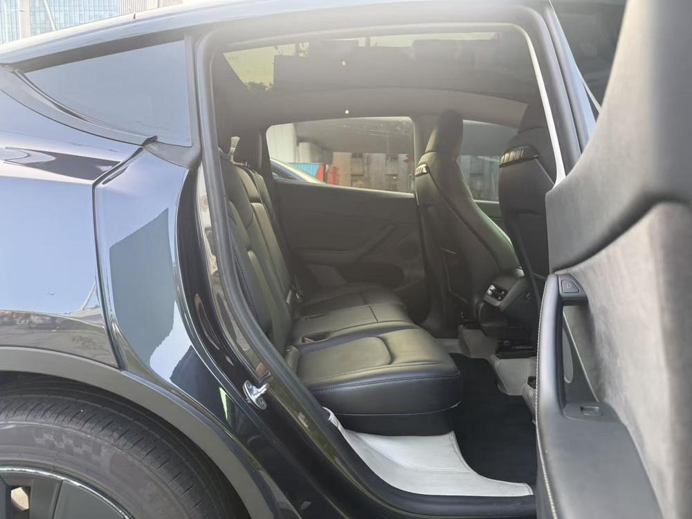 Tesla Model Y 2024 #14 Tesla Model Y 2024 immagine di auto #14