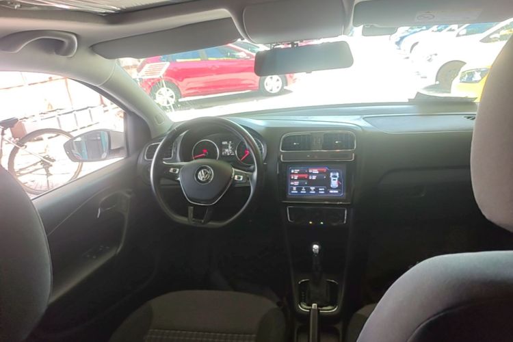Volkswagen Polo 2017 #10 Volkswagen Polo 2017 car image #10