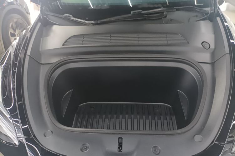 Tesla Model Y 2022 #25 Tesla Model Y 2022 car image #25