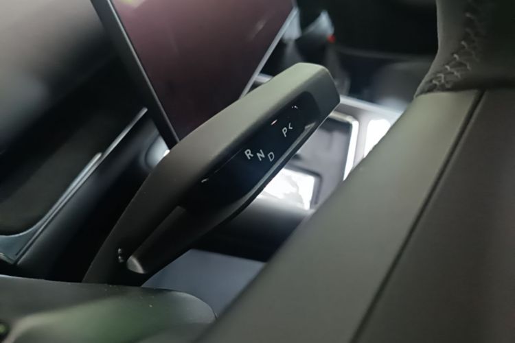 2026 #14 2026 imagem de carro #14