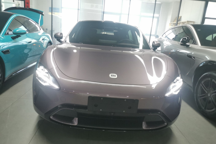 MI SU7 2025 immagine di auto #3