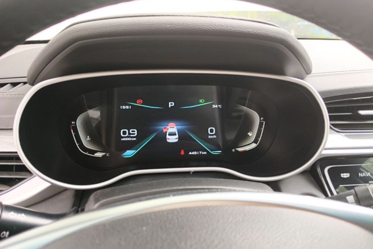 GEELY Emgrand 2019 car image #12