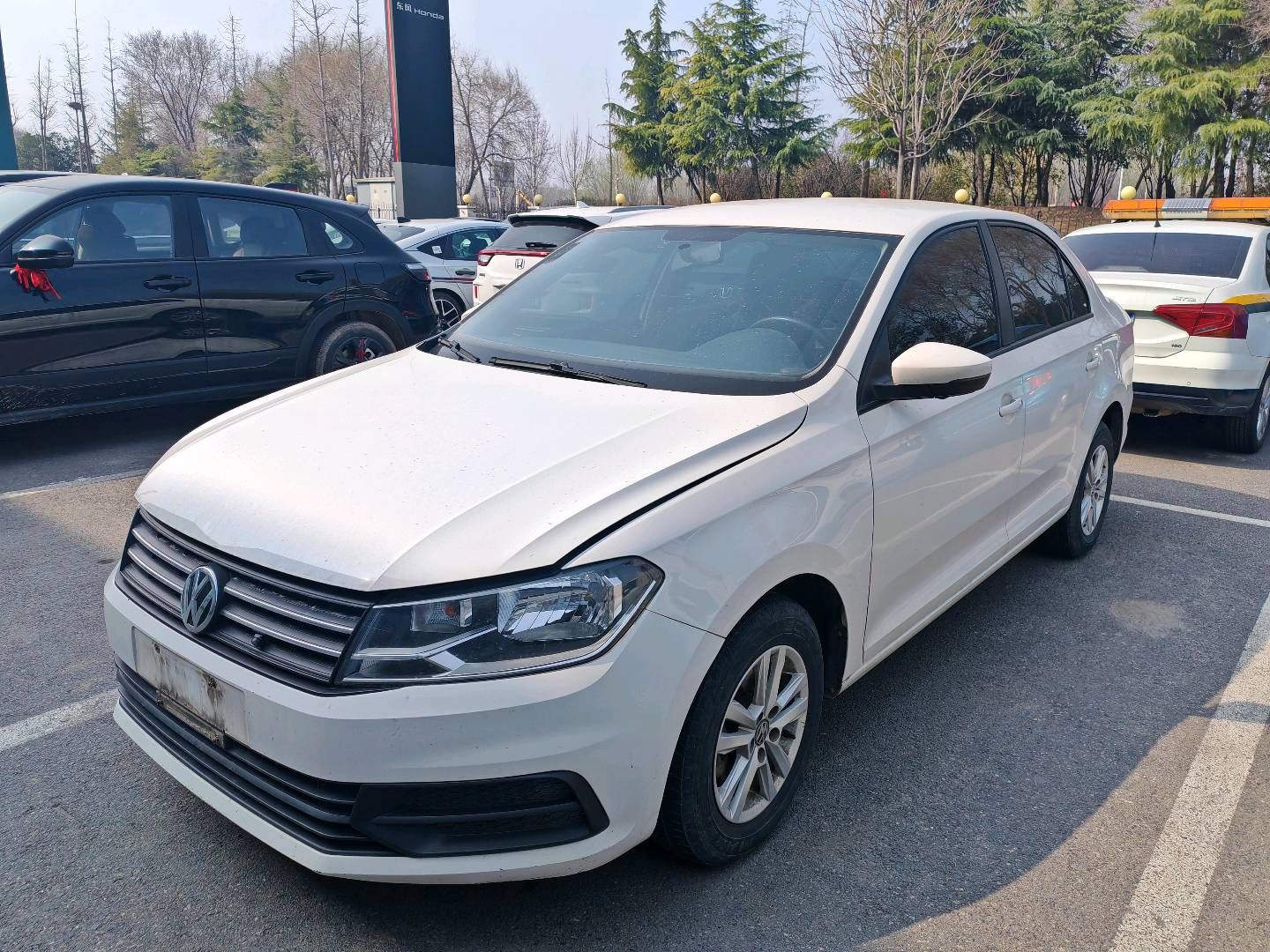 Volkswagen Santana 2022 car image 