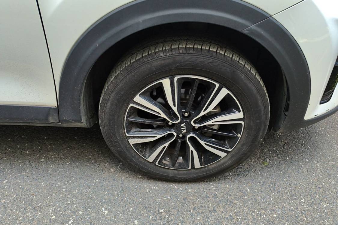 Kia KX1 2020 car image #9