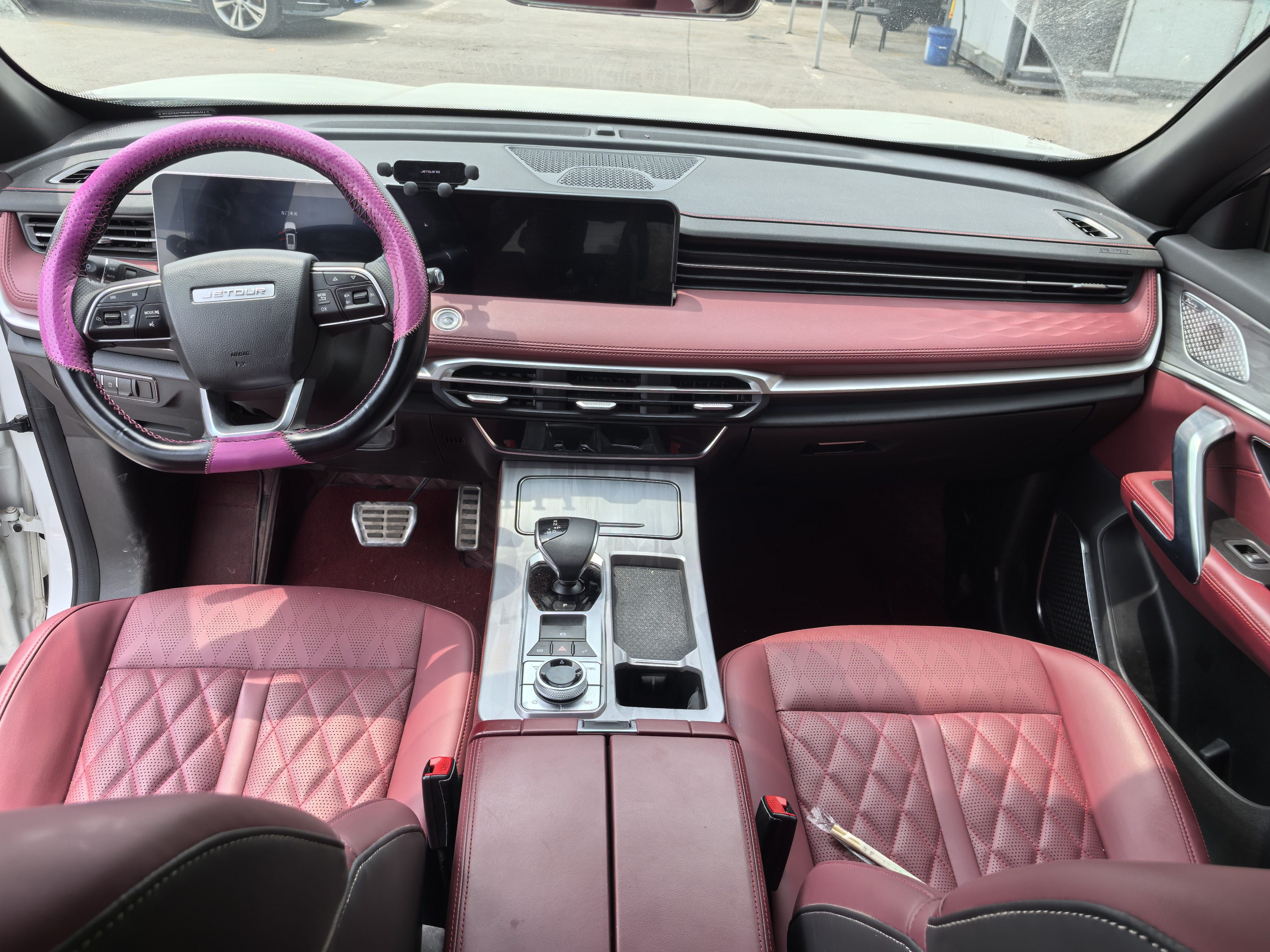 Jetour X70 PLUS 2023 car image #6