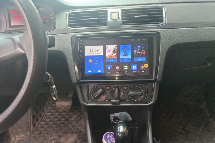 Volkswagen Santana 2019 #16 Volkswagen Santana 2019 car image #16
