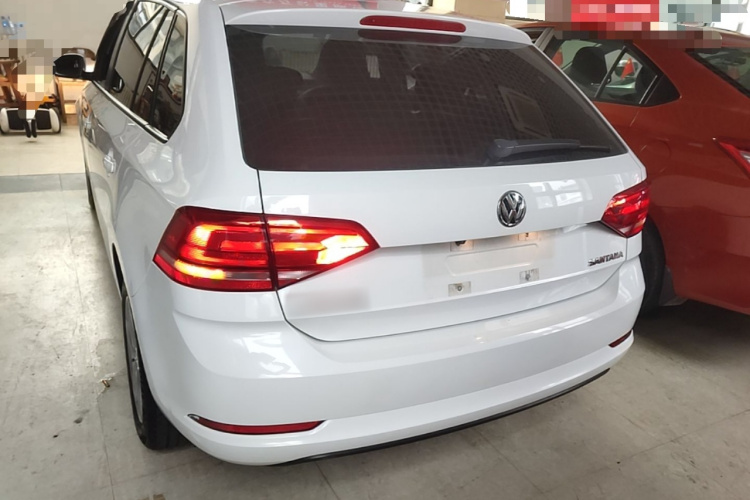 Volkswagen Santana 2017 car image #6