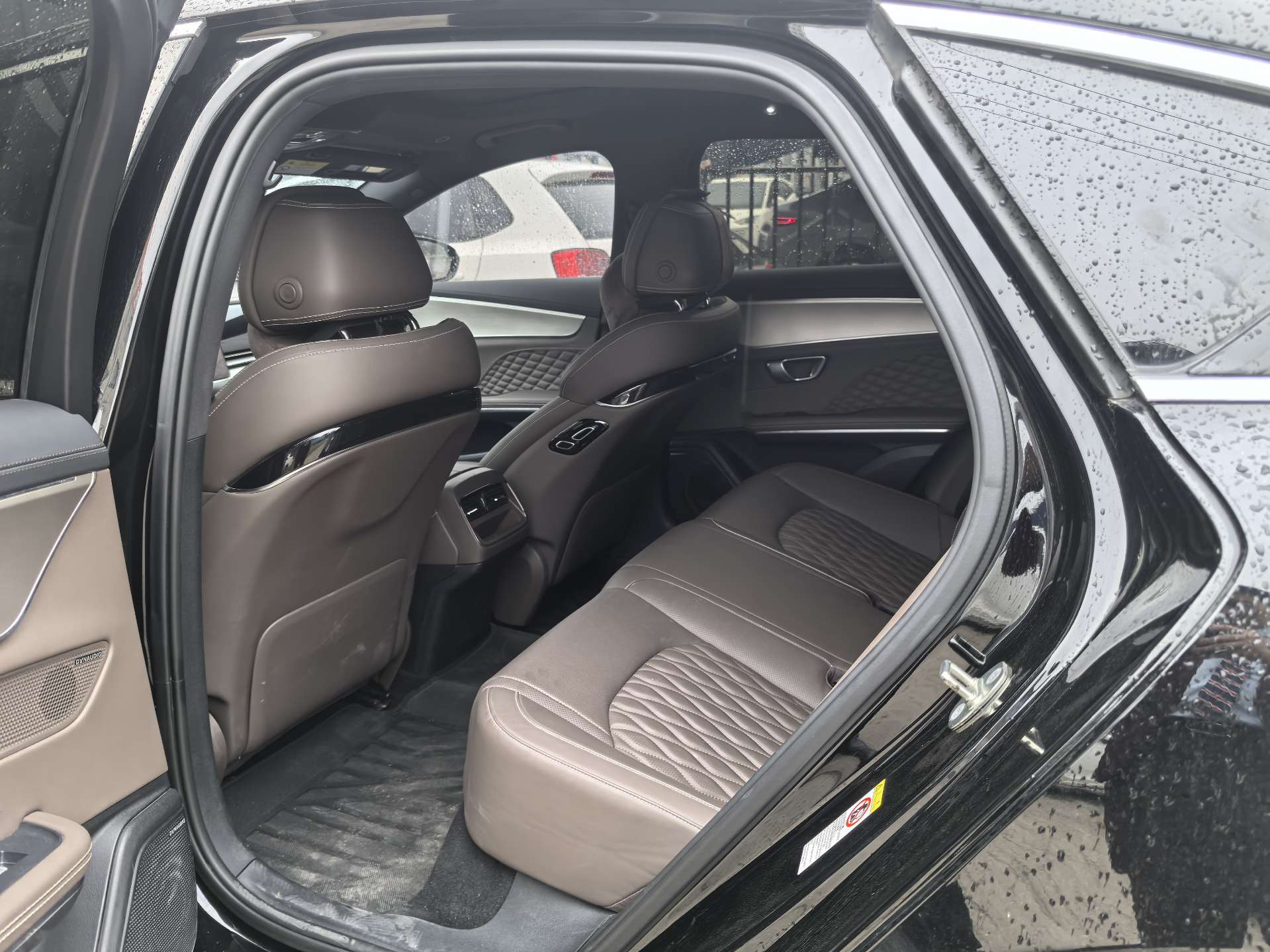 BYD Han 2023 #6 BYD Han 2023 immagine di auto #6