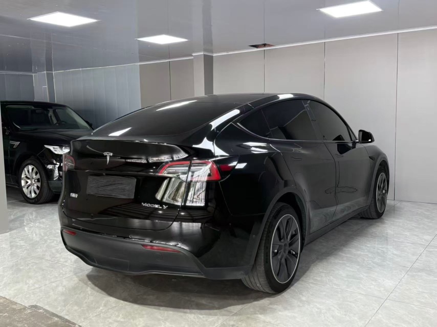 Tesla Model Y 2022 #7 Tesla Model Y 2022 car image #7