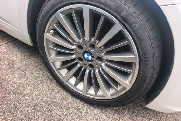 BMW 3 Series 2019 imagen de coche #9