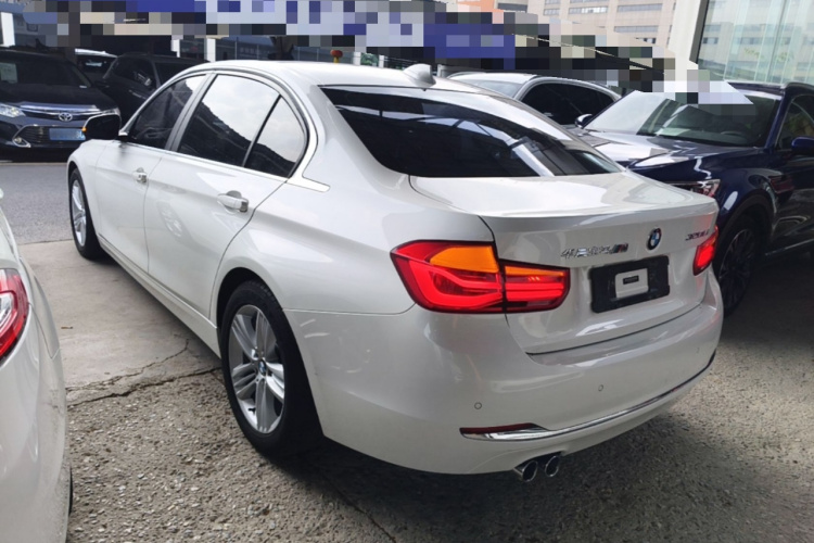 BMW 3 Series 2017 #7 BMW 3 Series 2017 car image #7