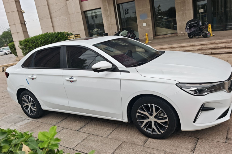 GEELY Emgrand 2022 #5 GEELY Emgrand 2022 car image #5