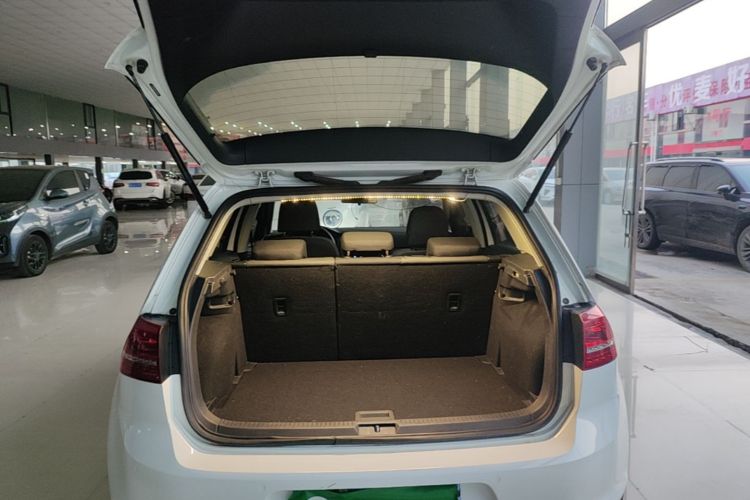 Volkswagen Golf 2015 car image #19