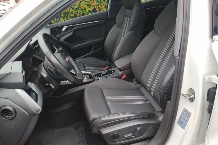 Audi A3 2022 car image #19