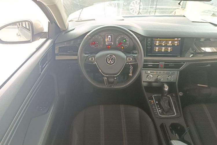 Volkswagen Lavida 2021 car image #11