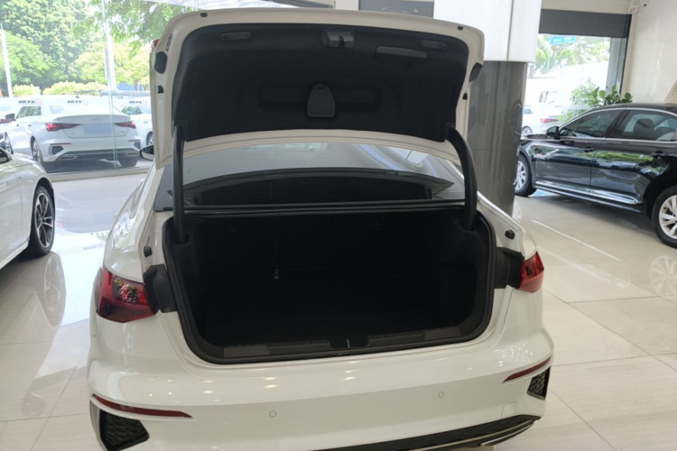 Audi A3 2024 immagine di auto #19