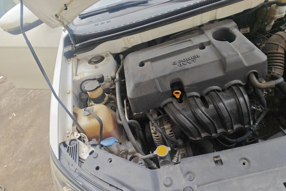 GEELY Emgrand 2015 صورة سيارة #12