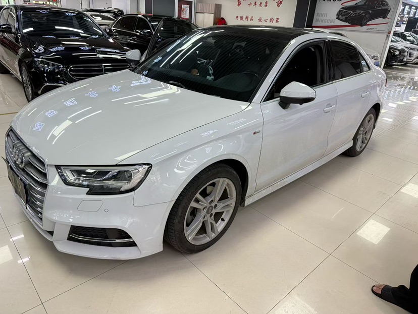Audi A3 2020 car image 