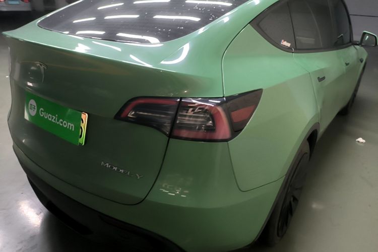Tesla Model Y 2023 #8 Tesla Model Y 2023 car image #8