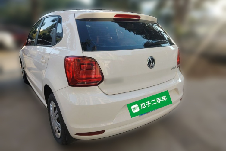 Volkswagen Polo 2016 car image #5