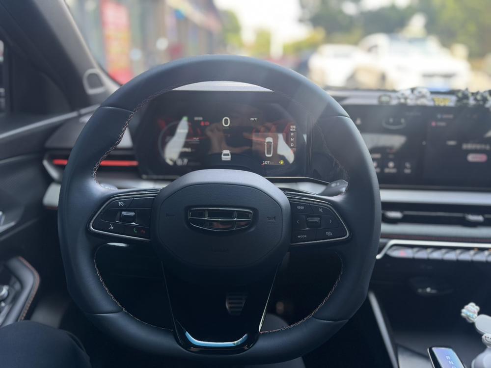 GEELY Binray 2023 car image #10