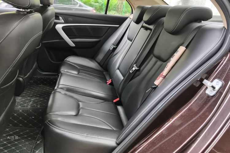 GEELY Emgrand 2017 car image #19
