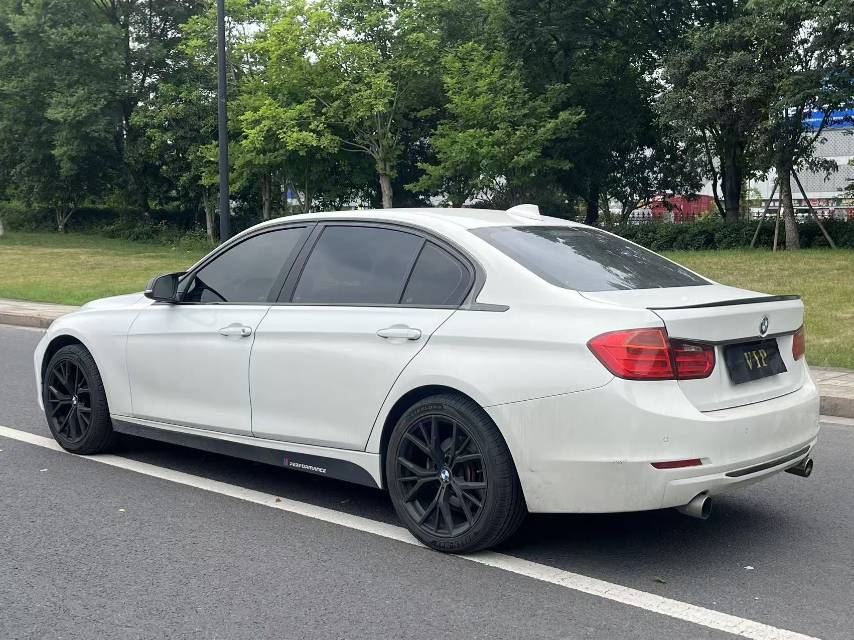 BMW 3 Series 2013 car image #10